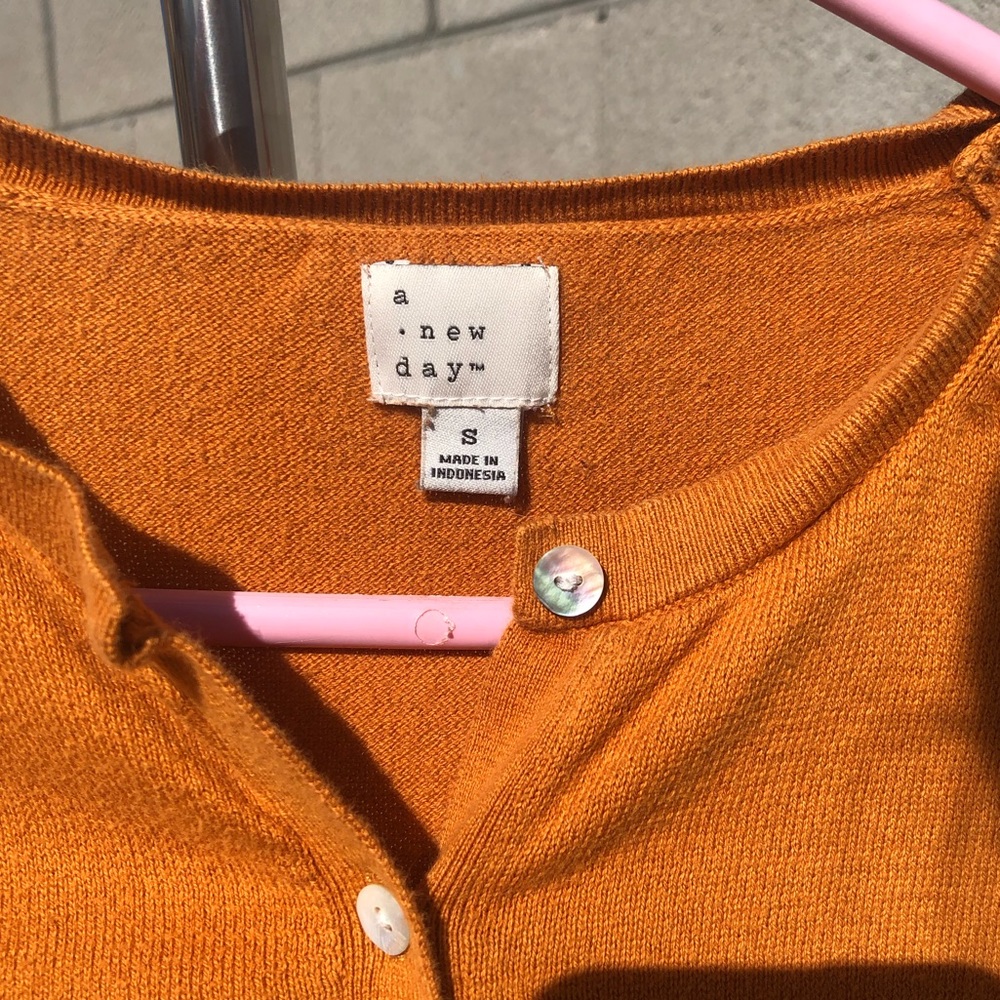 Cardigan - Picture 4 of 4